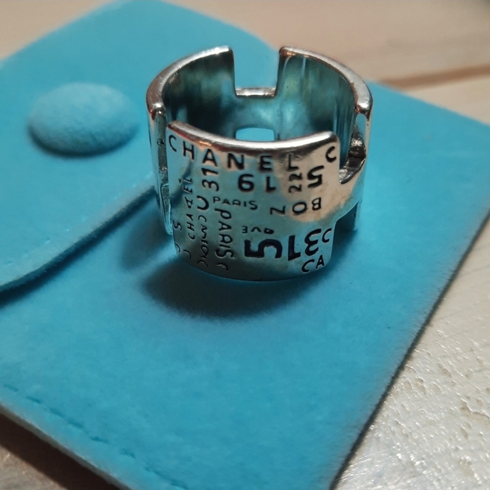 Silver Ring With Engraved Writing. Comes With Tiffany Blue Snap Jewelry Bag - Picture 2 of 5